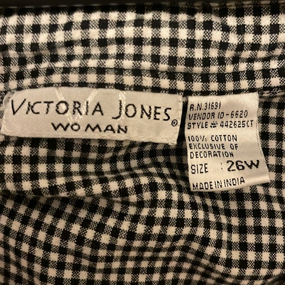 VICTORIA JONES BLACK WHITE EMBROIDERED HALLOWEEN SHIRT PLUS 30W - Picture 6 of 7